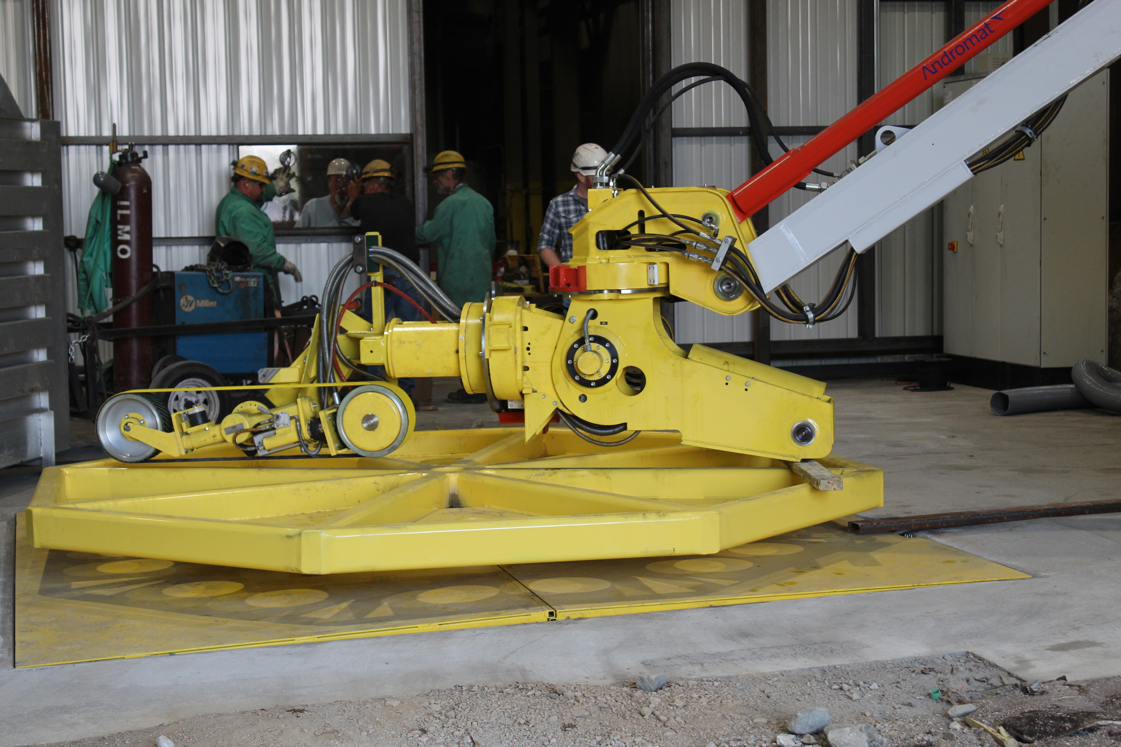 ANDROMAT® Belt Grinder photo 1