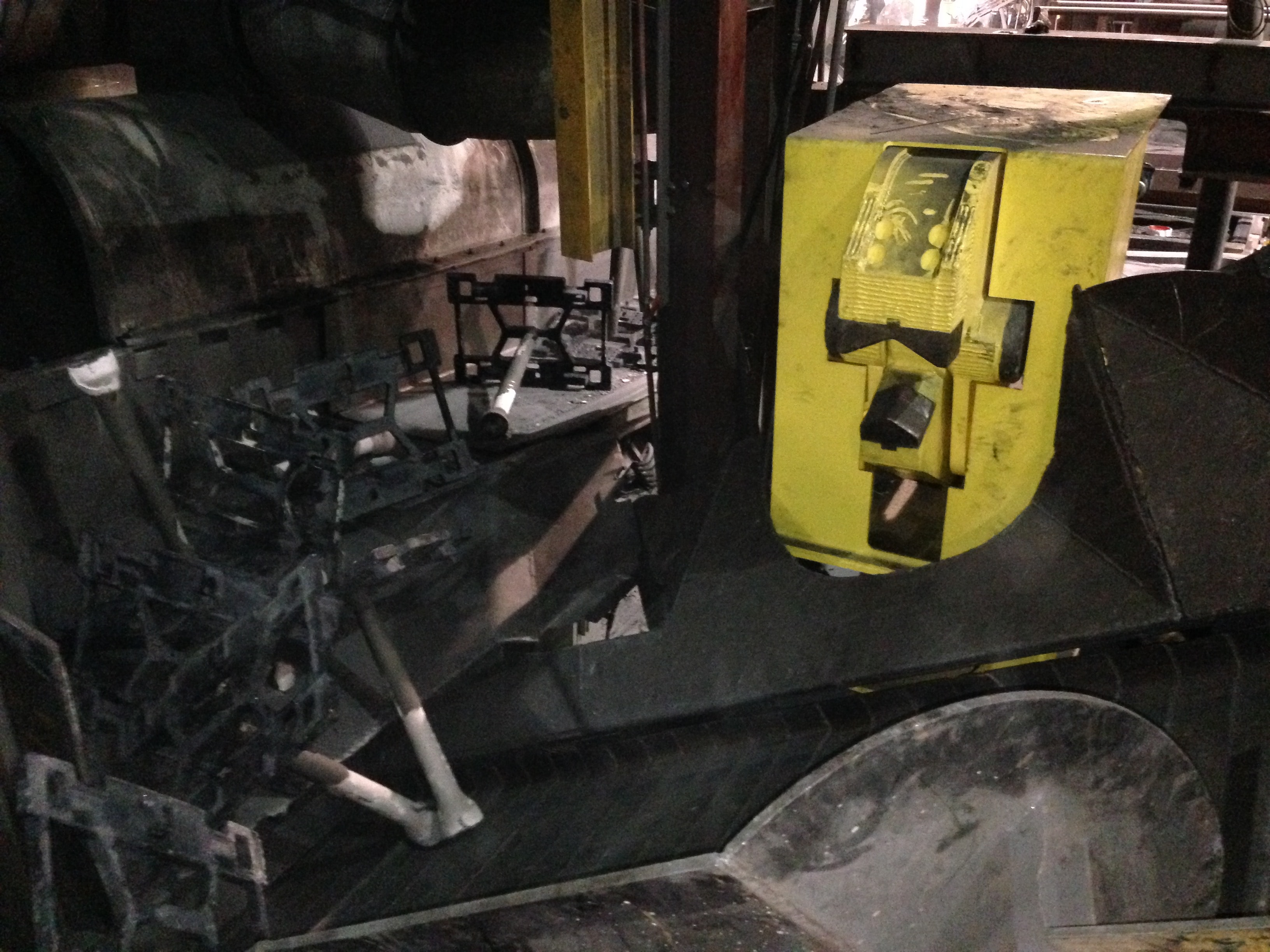 ANDROMAT® Shear-Gate Breaker in foundry operation